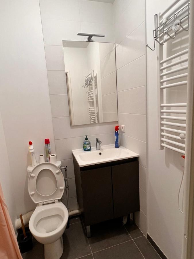 Chambre Privee Dans Un Appartement A 37 Min De Champs Elysees Sartrouville Exterior photo